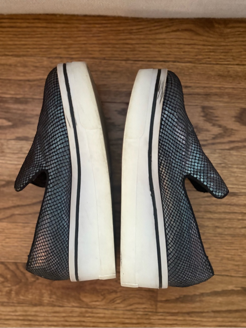 Steve Madden Slip-On Platform Mules in Iridescent Black Snake-Print - Picture 3 of 11